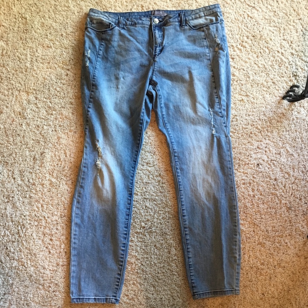 JunaRose Distressed and Ripped Skinny Jean